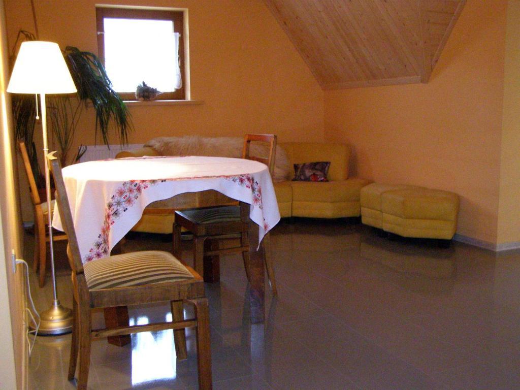 Dom Goscinny Na Skolach Gliczarów Extérieur photo