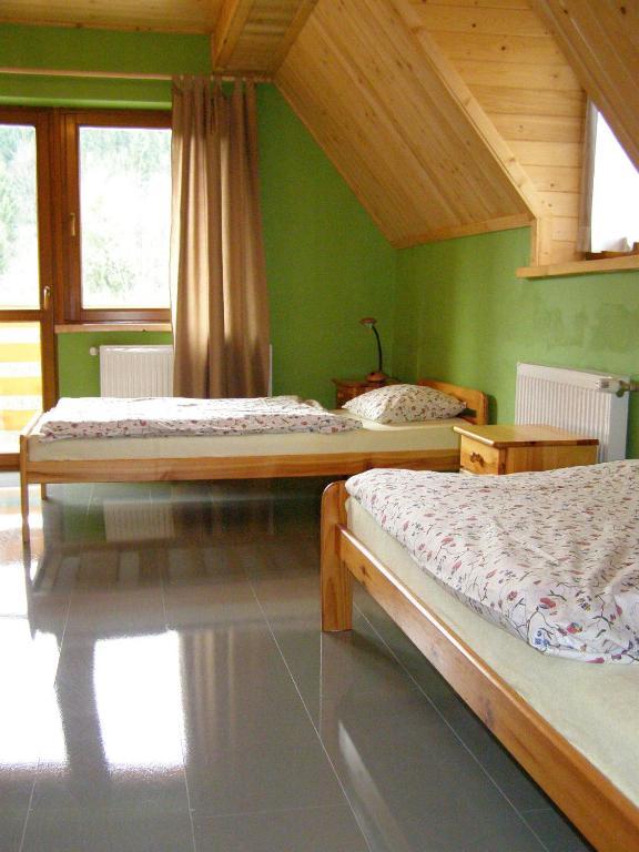 Dom Goscinny Na Skolach Gliczarów Extérieur photo